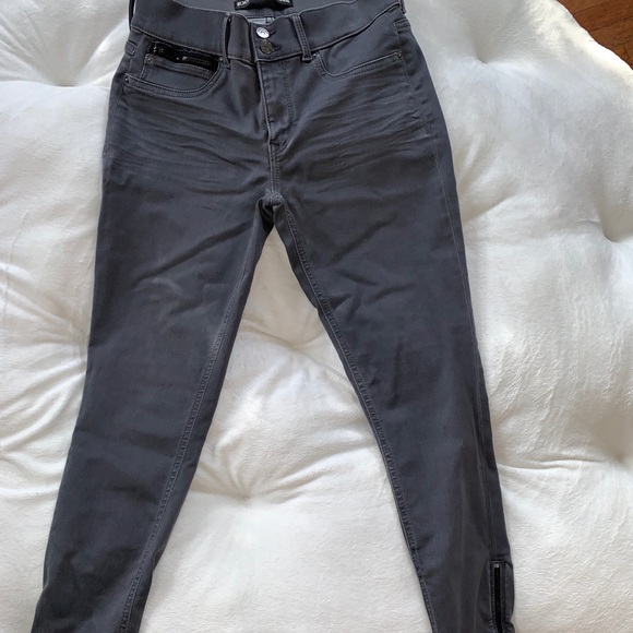 Express Denim - Gray skinny jeans